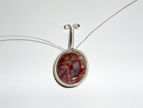 Abby Hook's Simply Elegant Pendant - , Contemporary Wire Jewelry, Coiling, Coiling Wire, Wire Coiling, Wire Wrapping, Wrapping, Wire Wrapping Jewelry, Attach a piece of 28 gauge wire to the frame